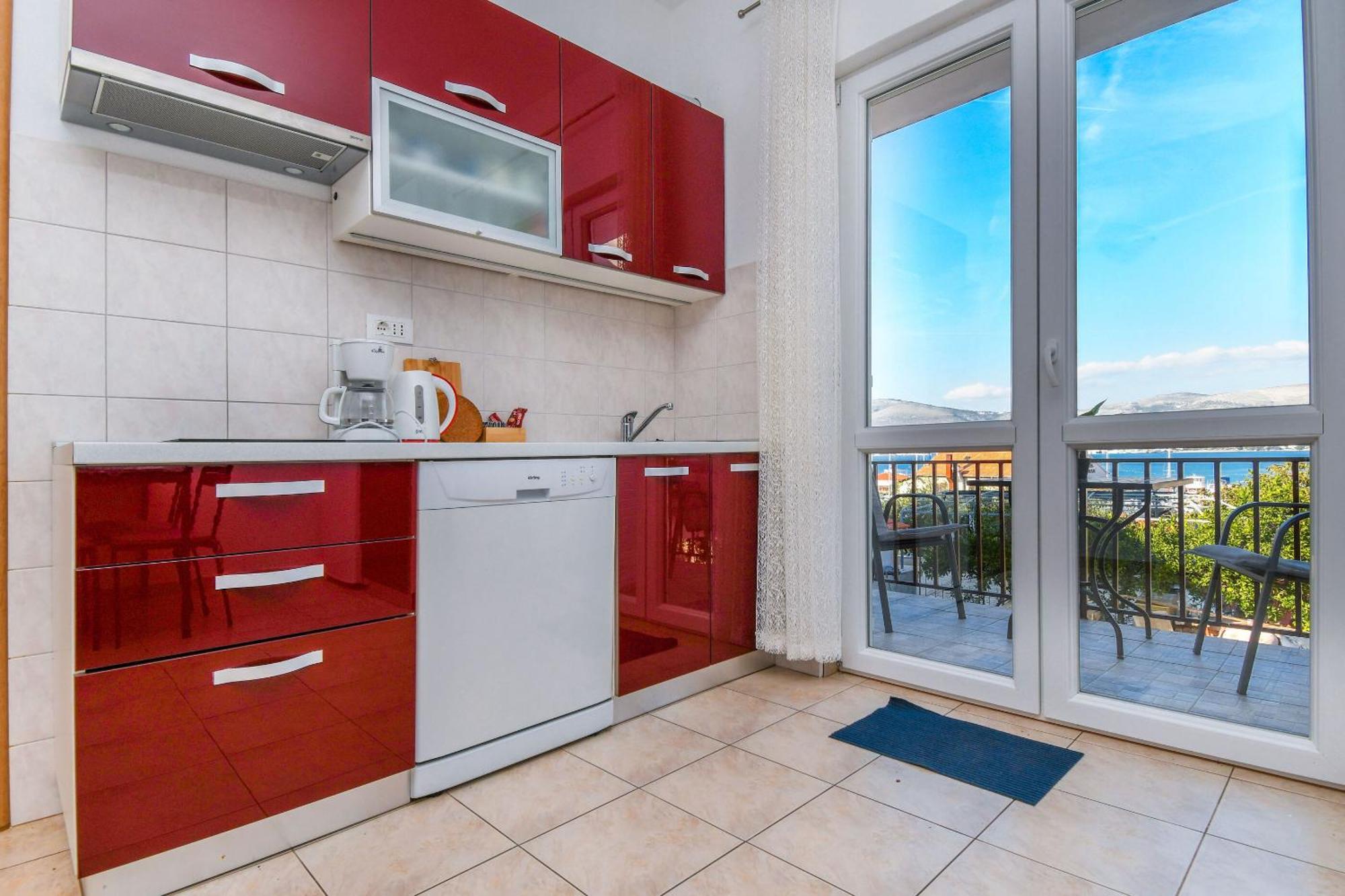 Apartment Mara โตรกีร์ ภายนอก รูปภาพ