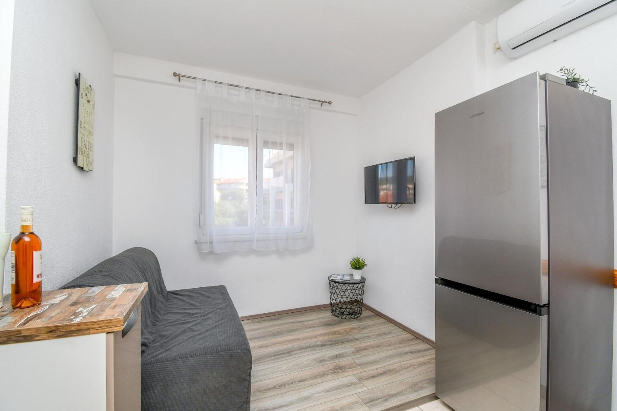 Apartment Mara โตรกีร์ ภายนอก รูปภาพ