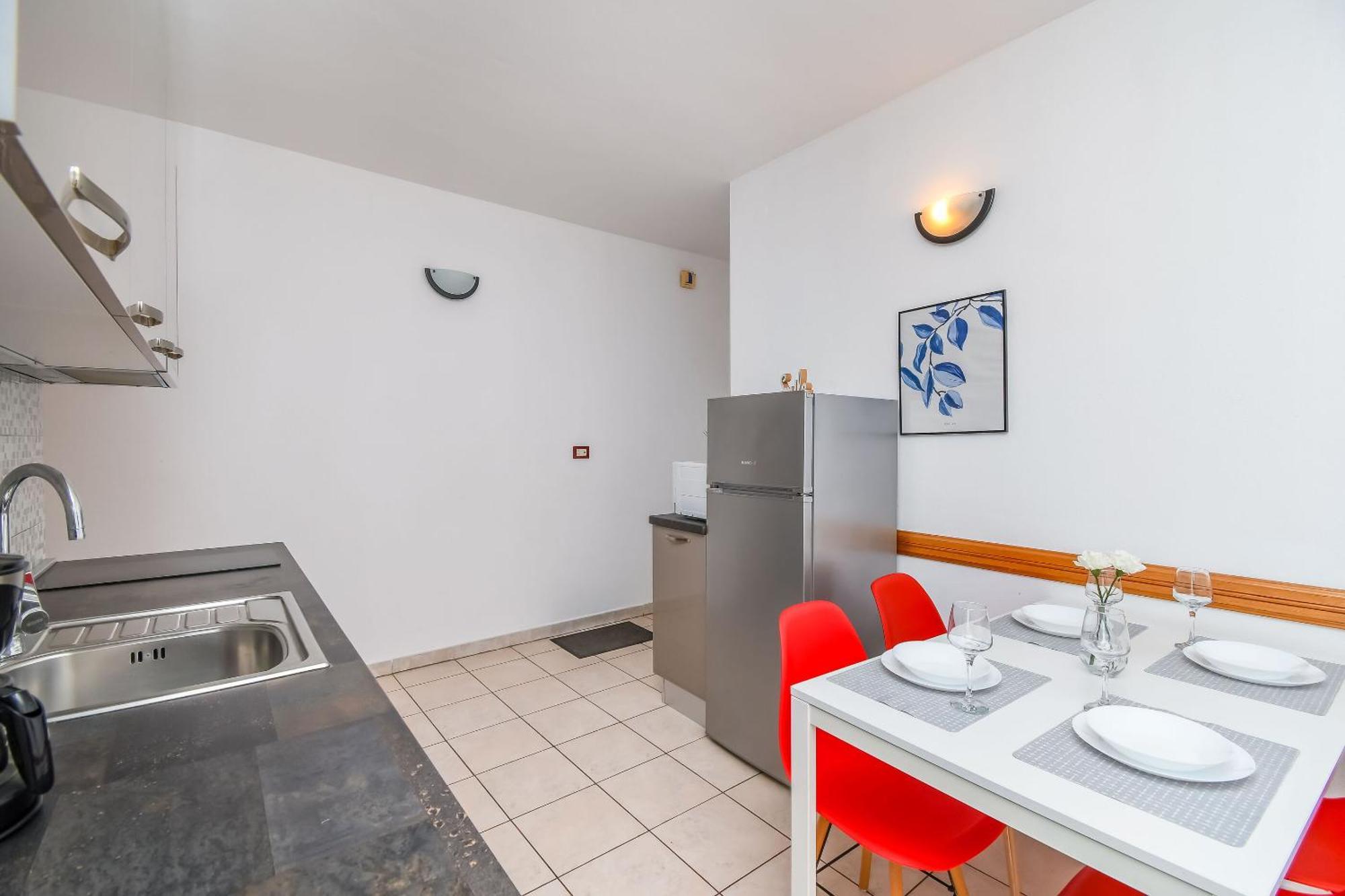 Apartment Mara โตรกีร์ ภายนอก รูปภาพ