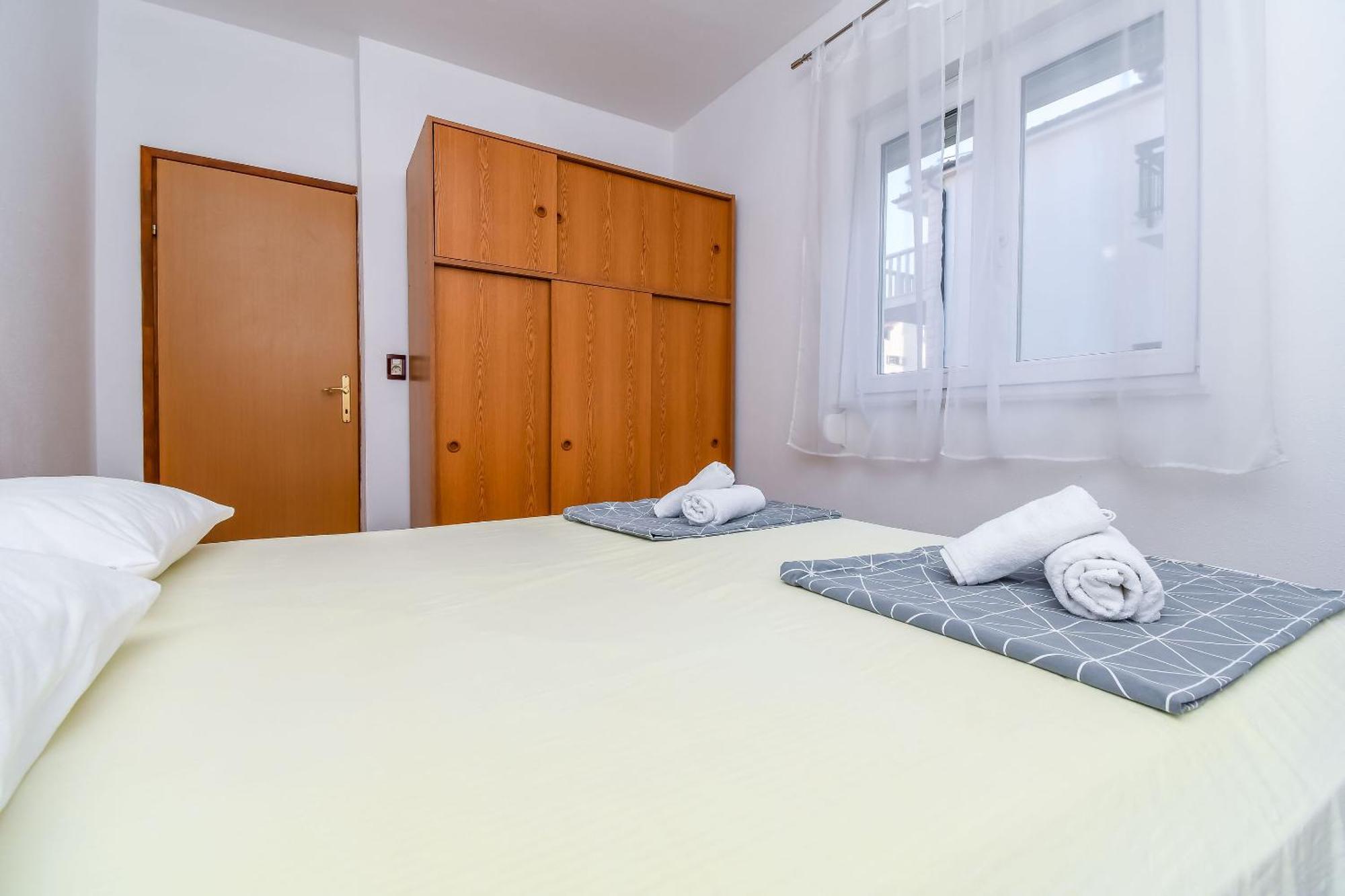 Apartment Mara โตรกีร์ ภายนอก รูปภาพ